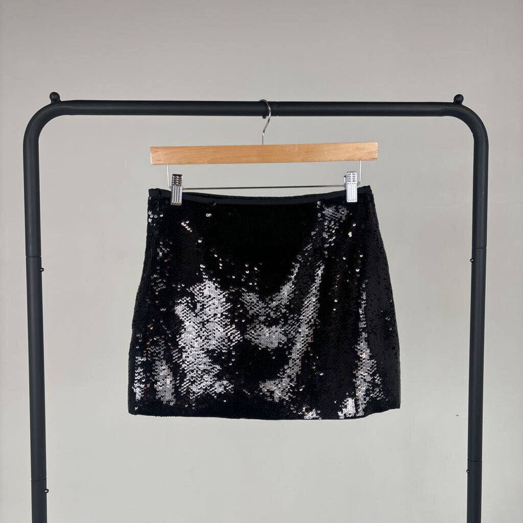 Sequin Mini Skirt (0)