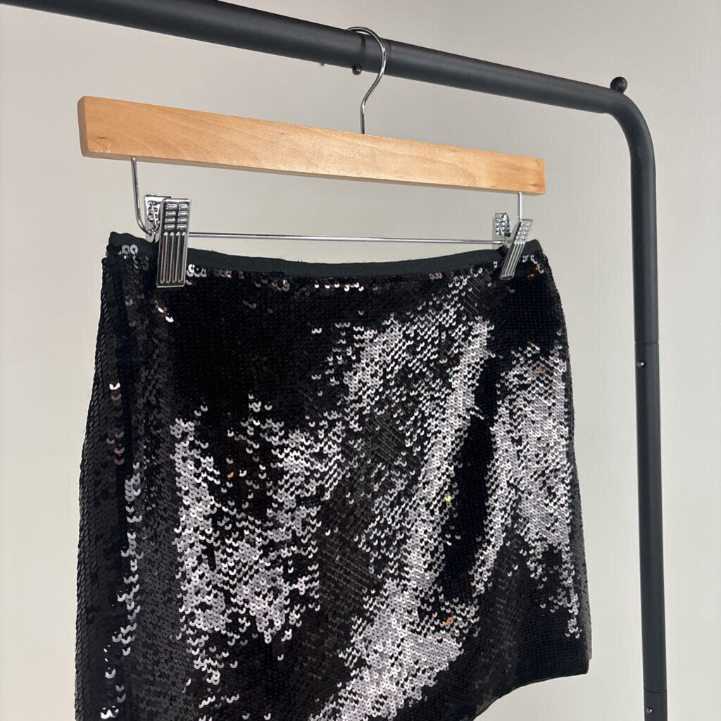 Sequin Mini Skirt (0)