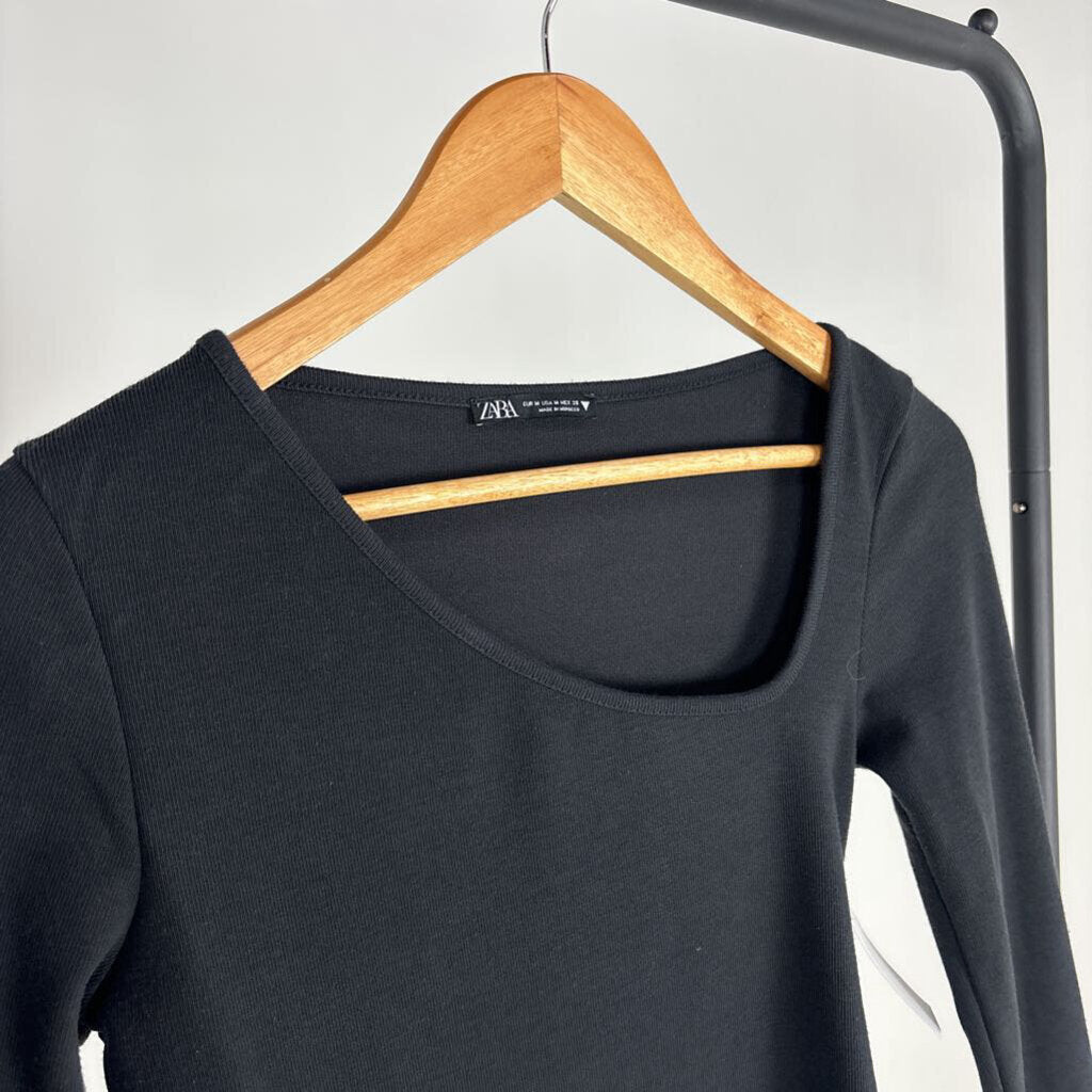 Square Neck LS Top (M)