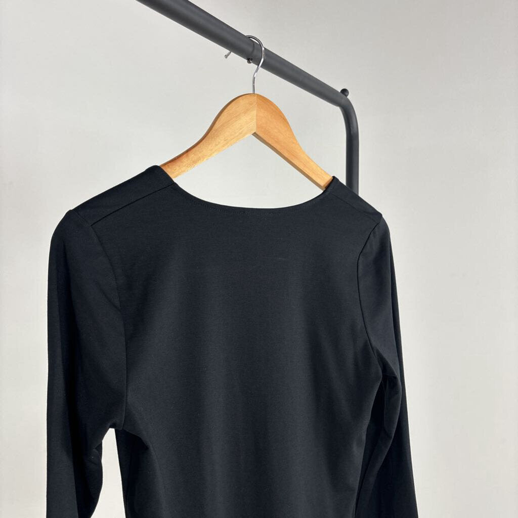 V-Neck LS Top (L)