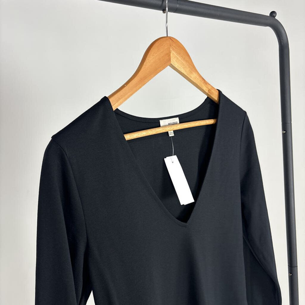 V-Neck LS Top (L)