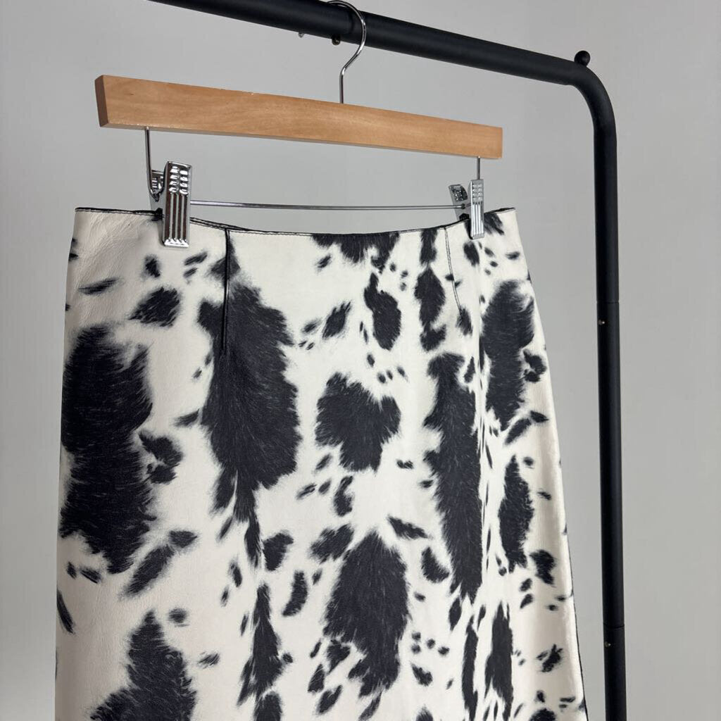 Lambs Leather Cow Skirt (46)