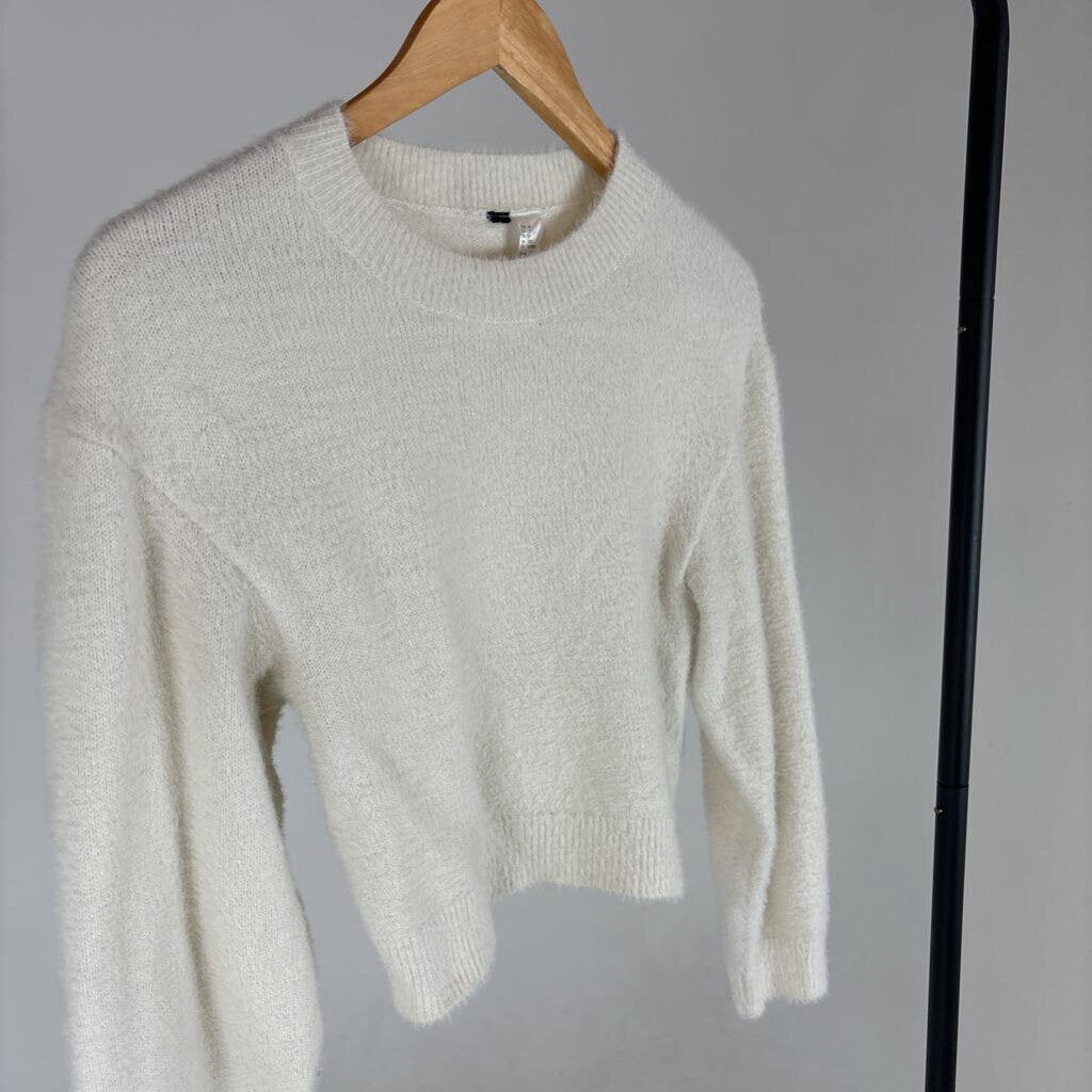 Fuzzy LS Crop Pull Over