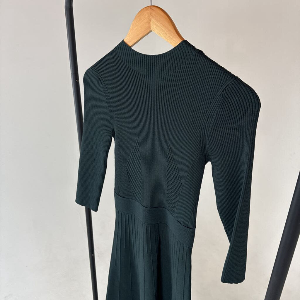 3/4 Length Sleeve Knit Dress (0)