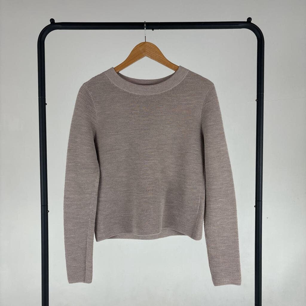 Ribbed Knit Sweater (S)