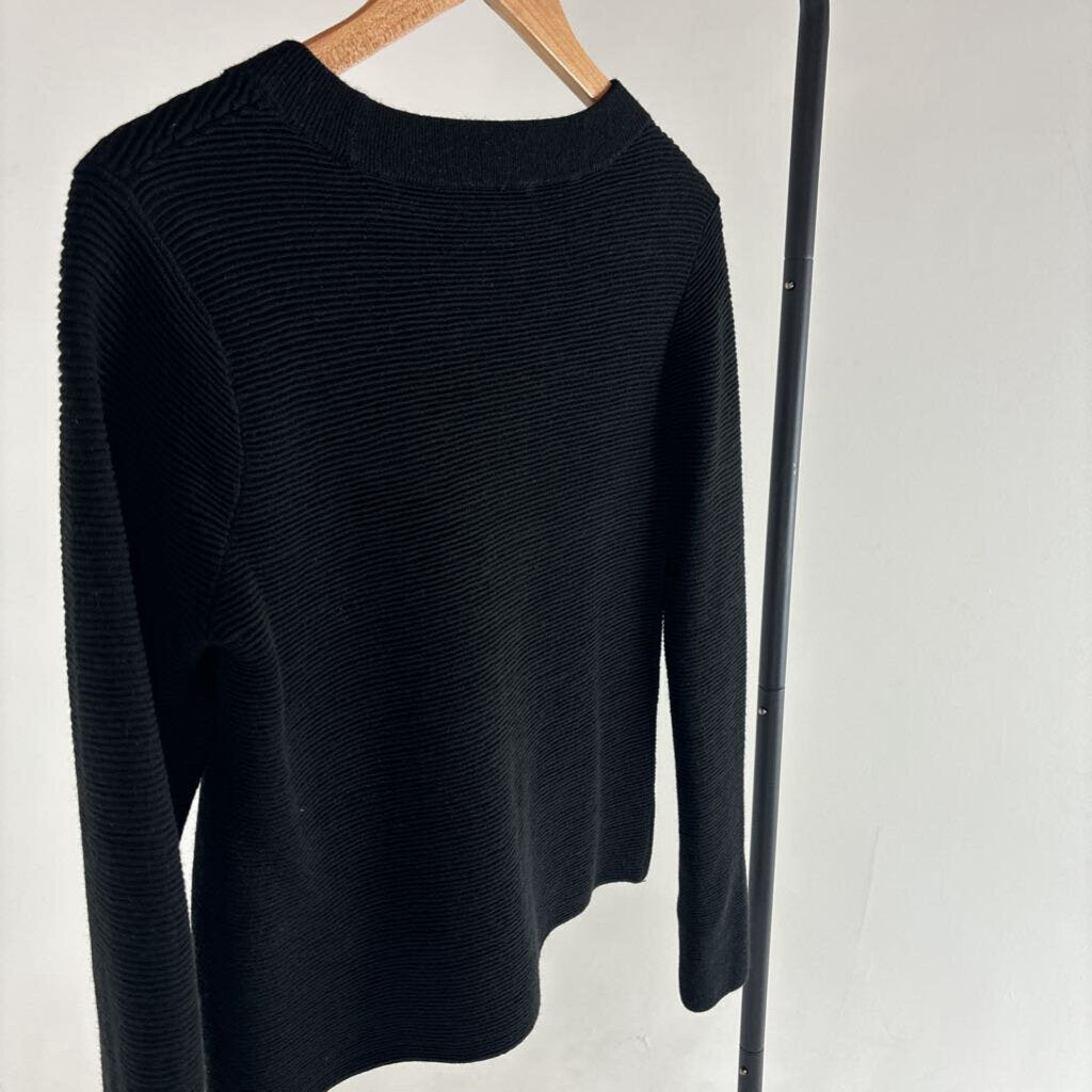 Ribbed Knit Sweater (S)