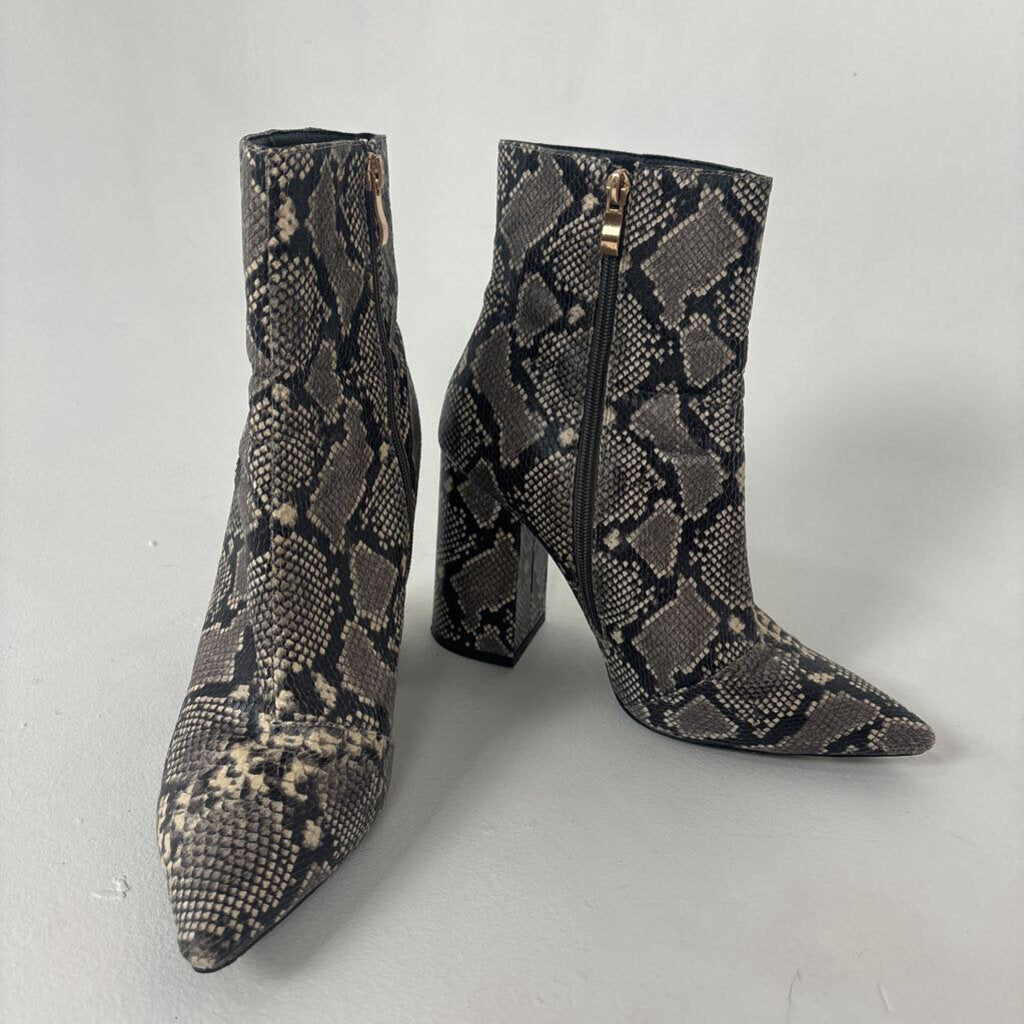 Point Toe Snake Heel Bootie (9)