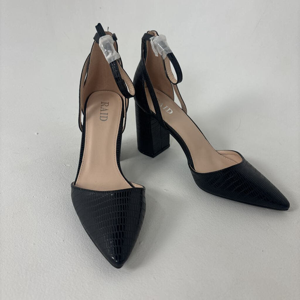 Point Toe Block Heels (9.5)