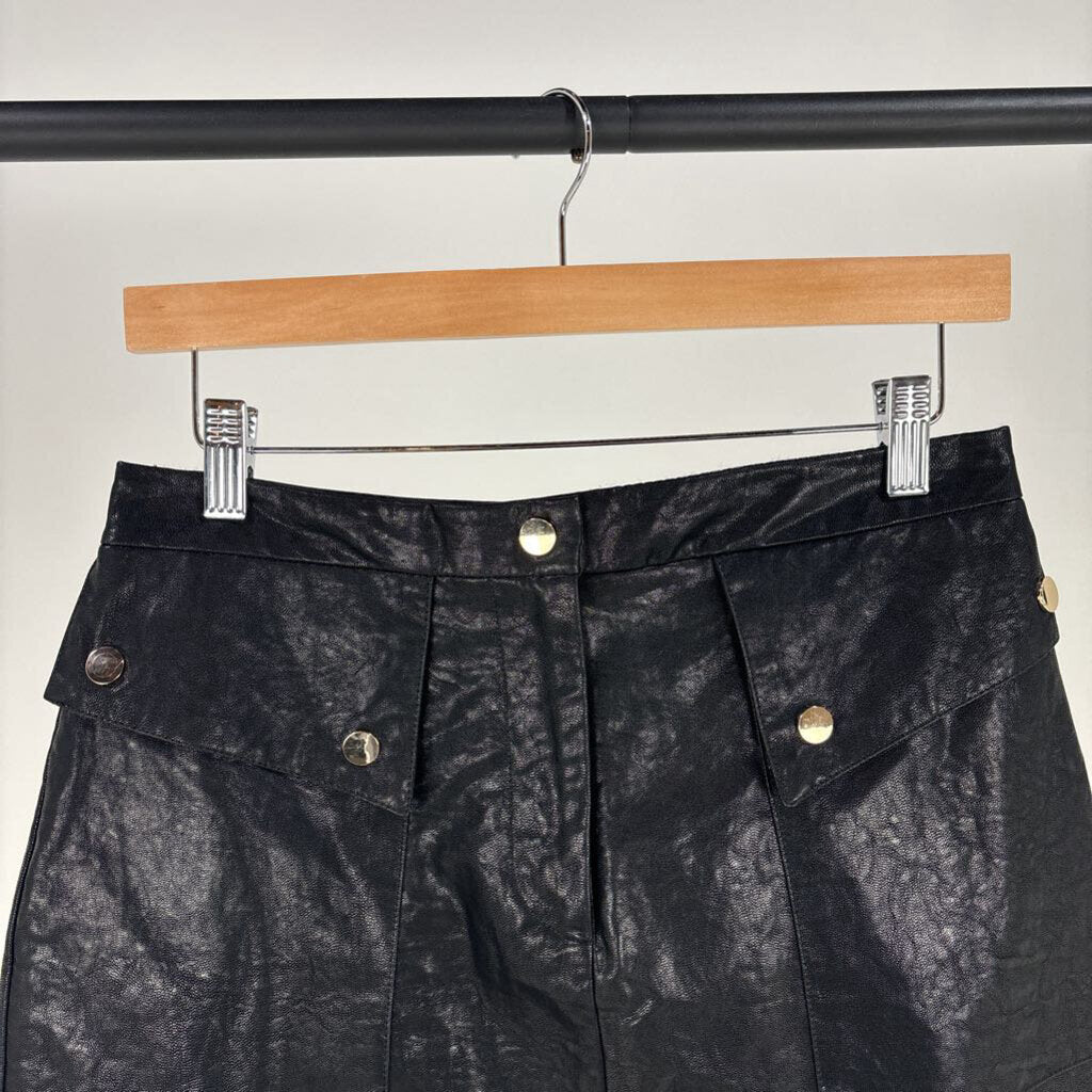 Faux Leather Mini Skirt (M)