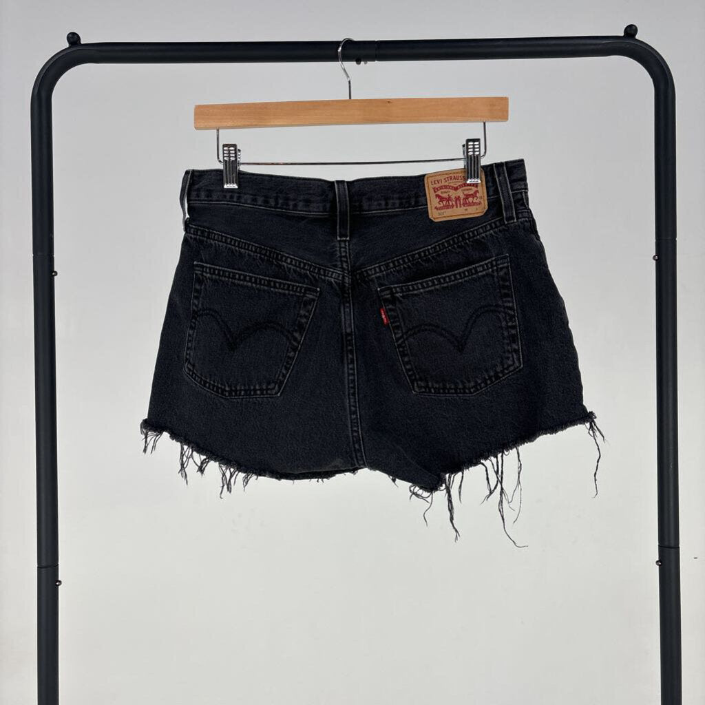 501 Cut Off Denim Short Shorts (29)