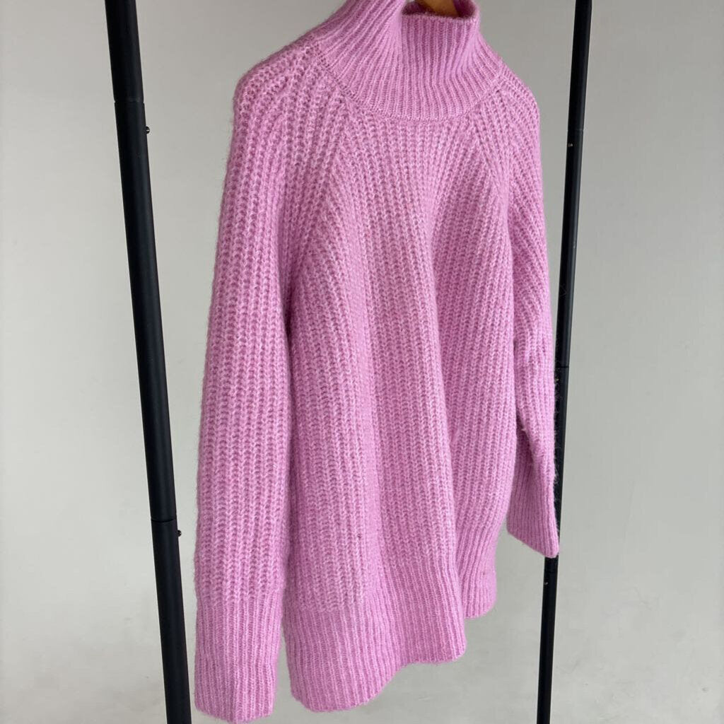 Oversized Knit Turtleneck (M)