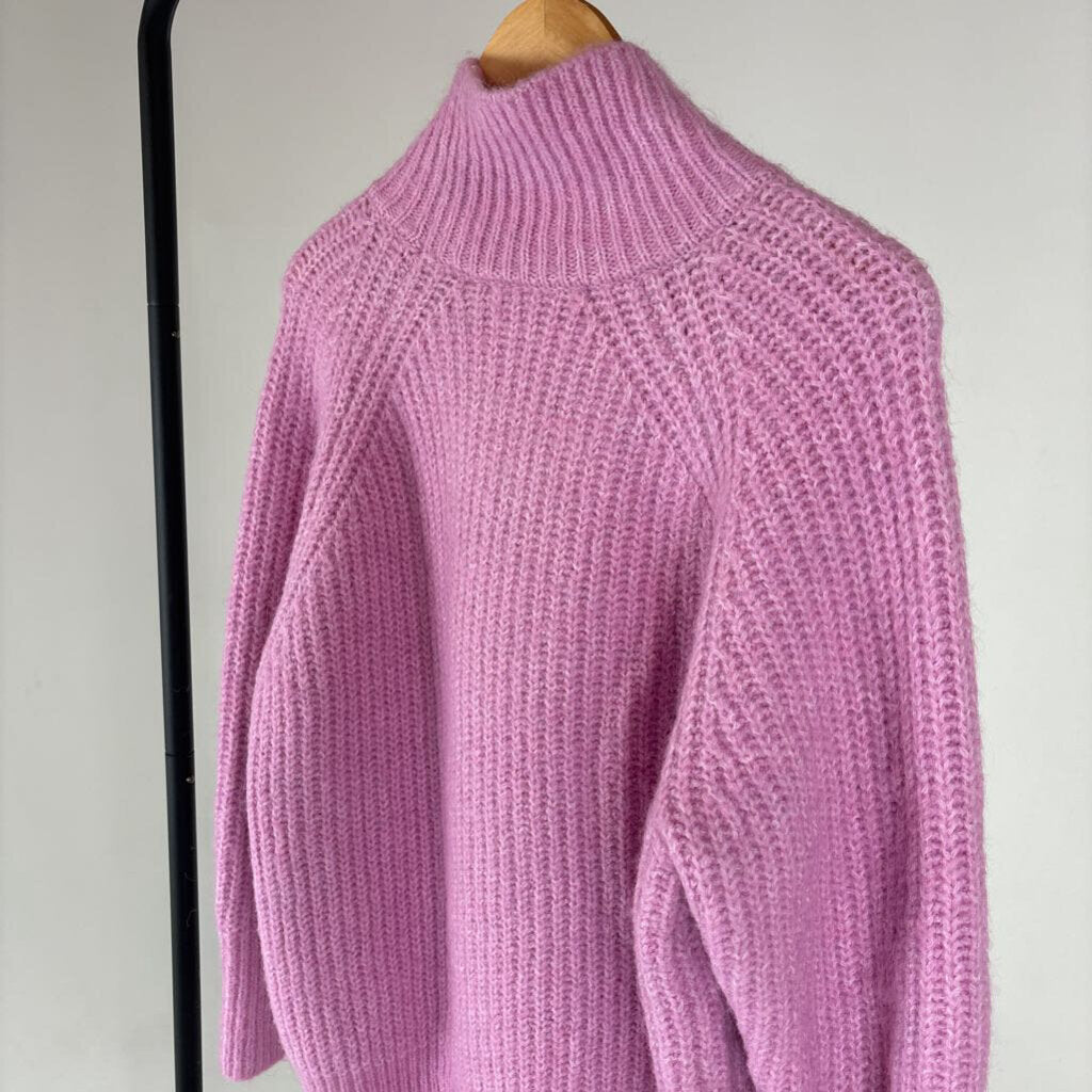 Oversized Knit Turtleneck (M)