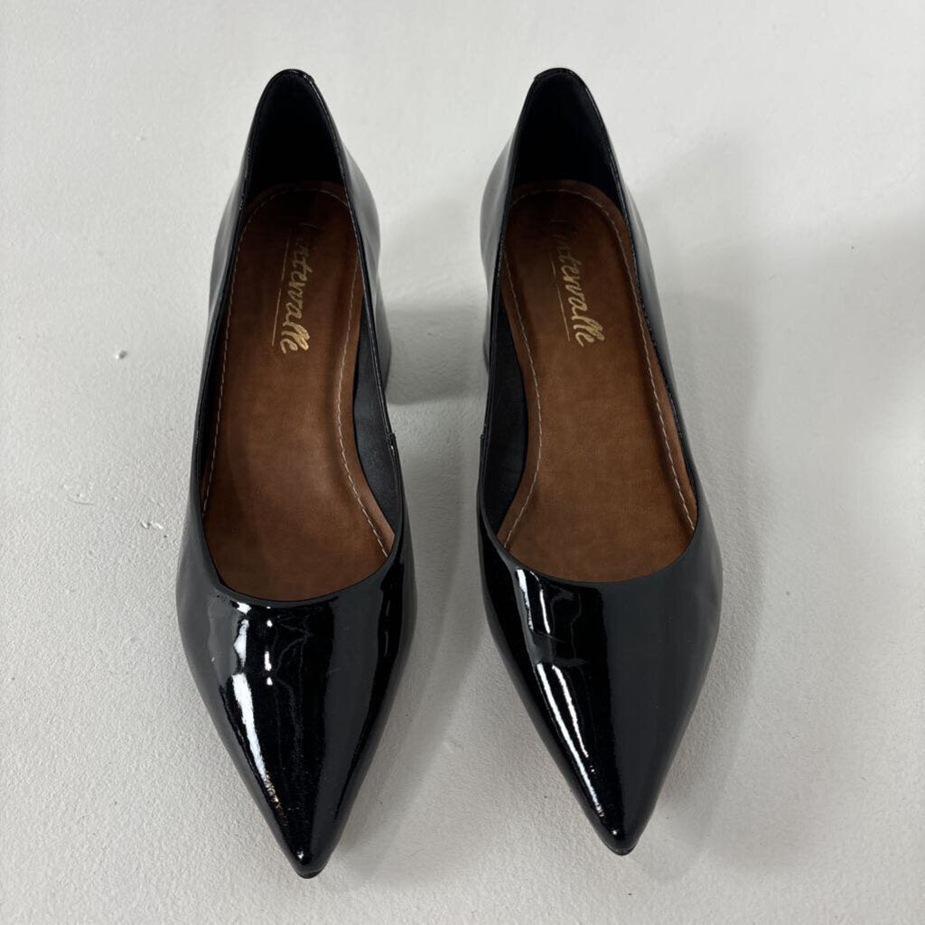 NWT Pointed Toe Patent Heels (11)