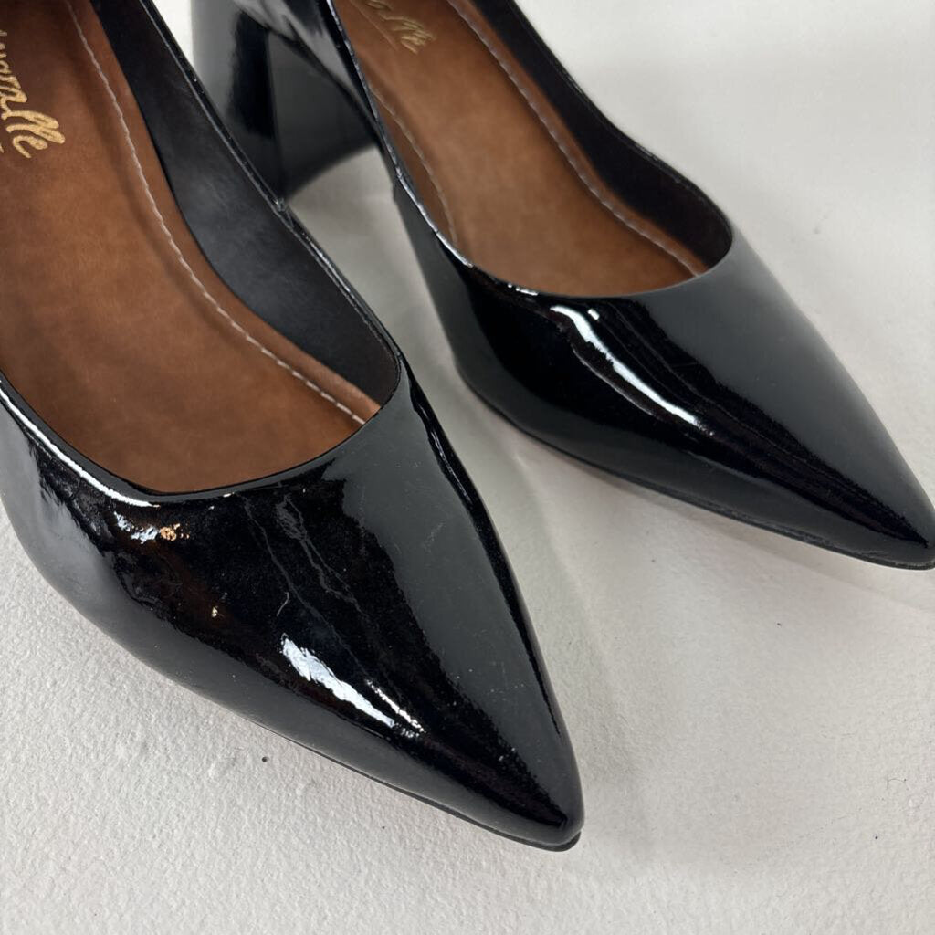 NWT Pointed Toe Patent Heels (11)