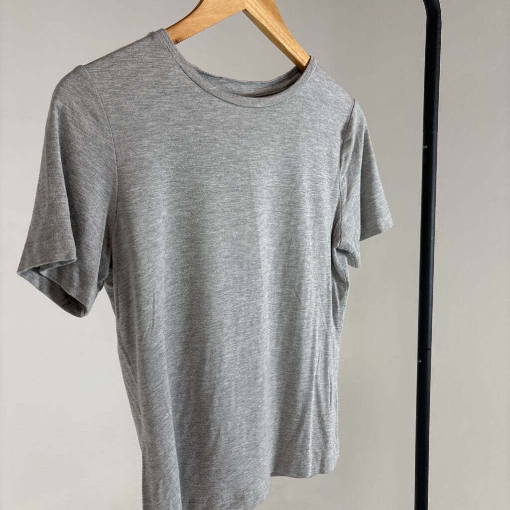 Basic Tee (XS)