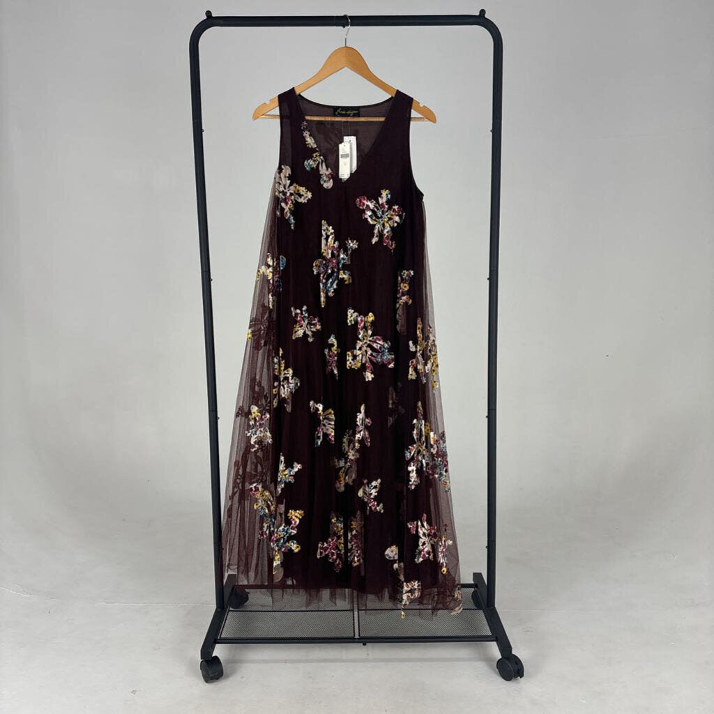 NWT! Sleeveless Mesh Floral Maxi (XS)