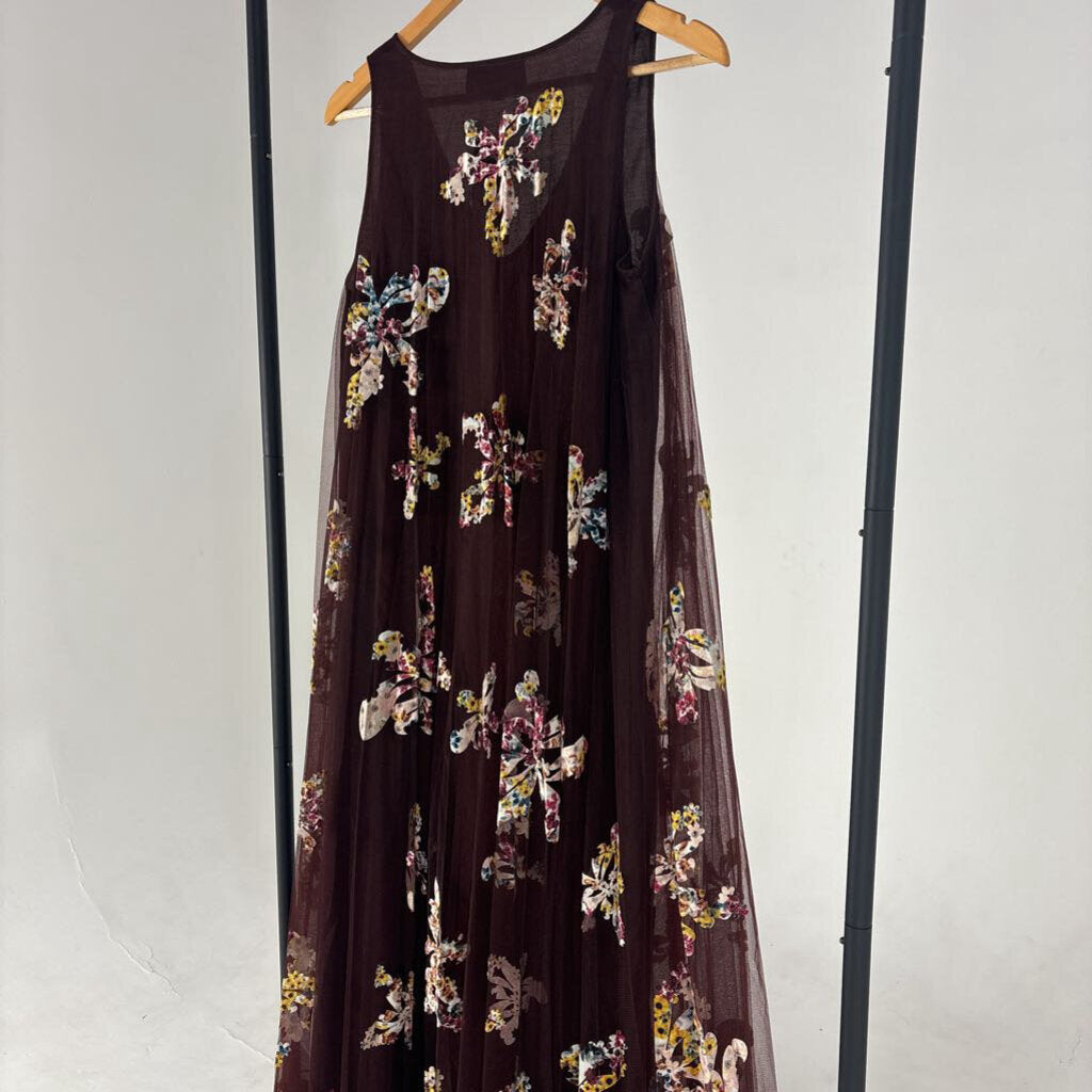 NWT! Sleeveless Mesh Floral Maxi (XS)