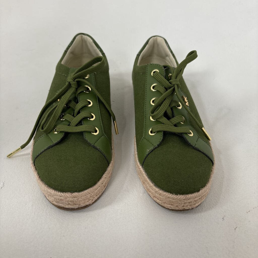 Green Lace Up Shoes (7)