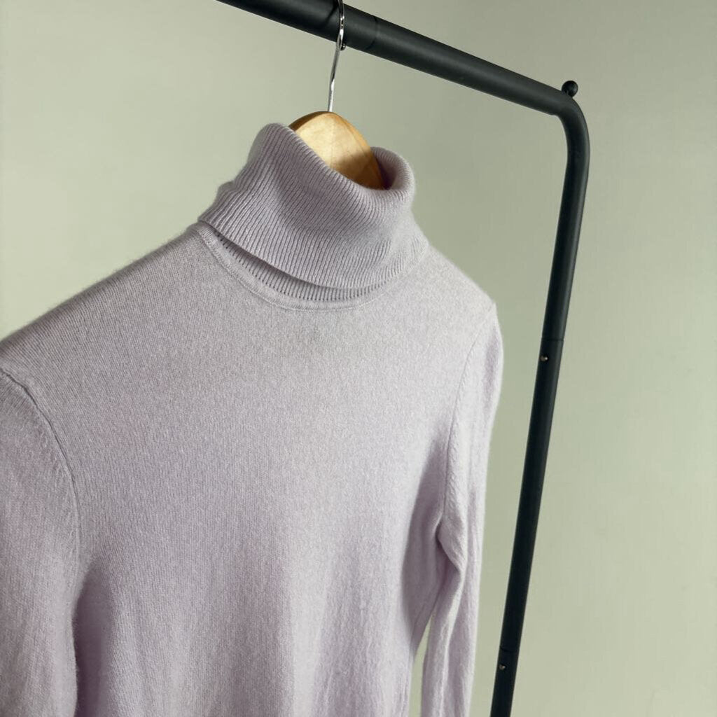 Cashmere Turtleneck Sweater (L)