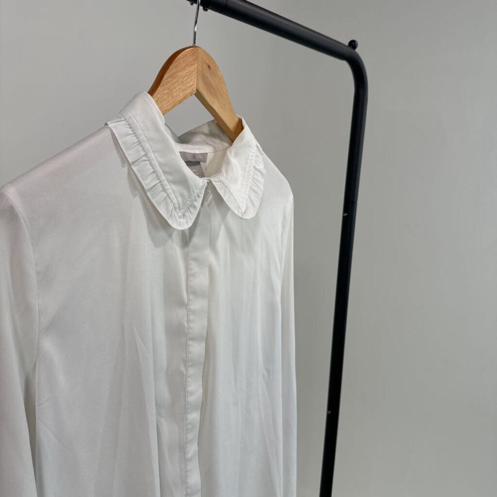 Detailed Collar Button Up (L)