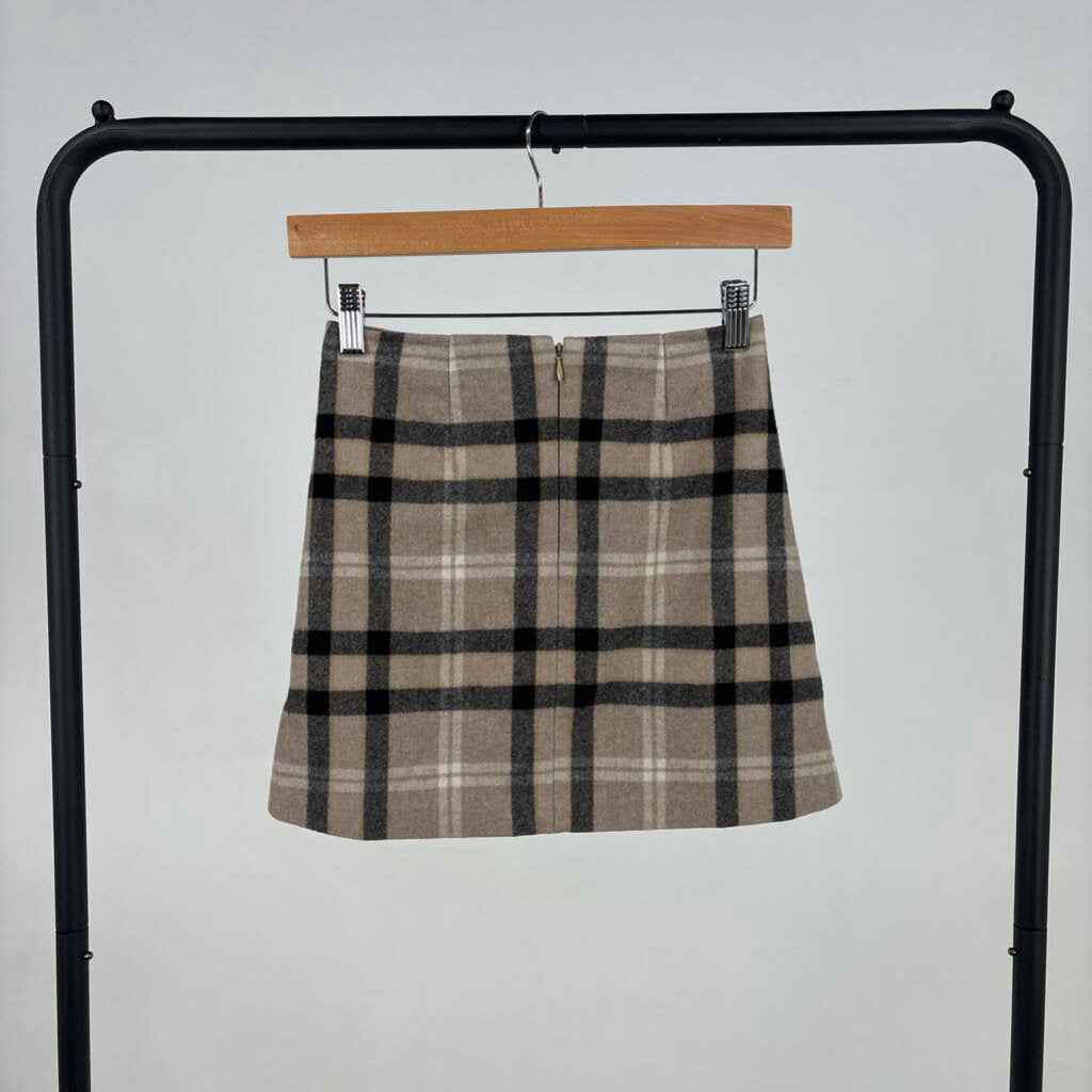 Plaid Mini Skirt (00)