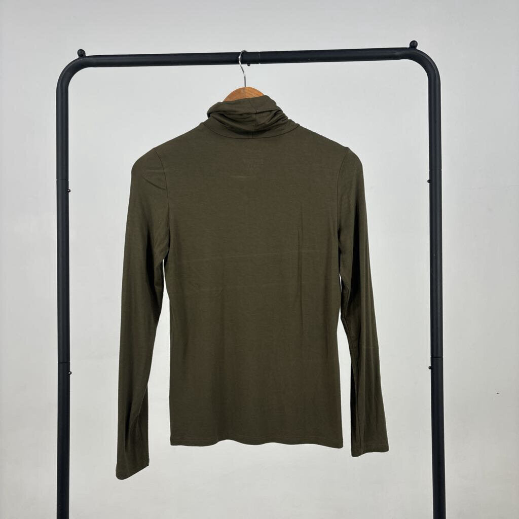 Turtleneck LS Top (S)