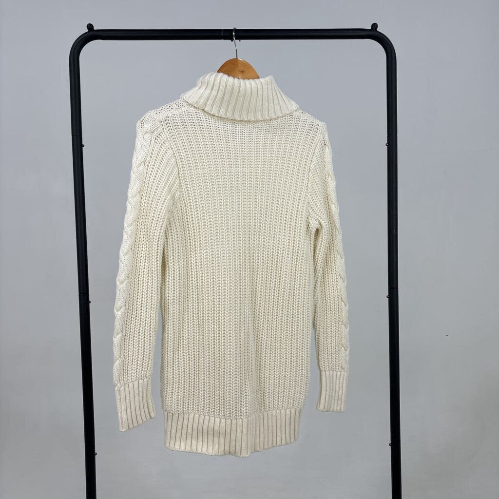 Cable Knit Turtlenec (M)