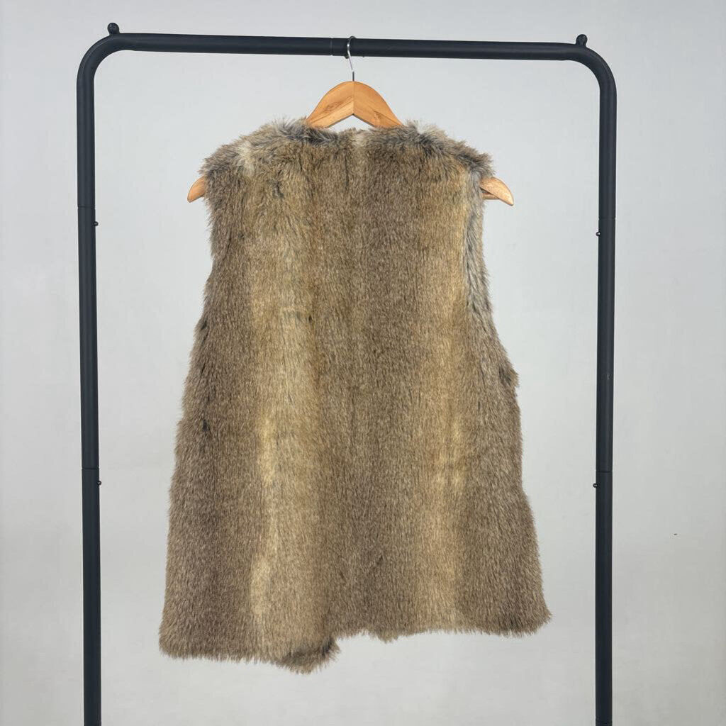 Faux Fur Vest (M)