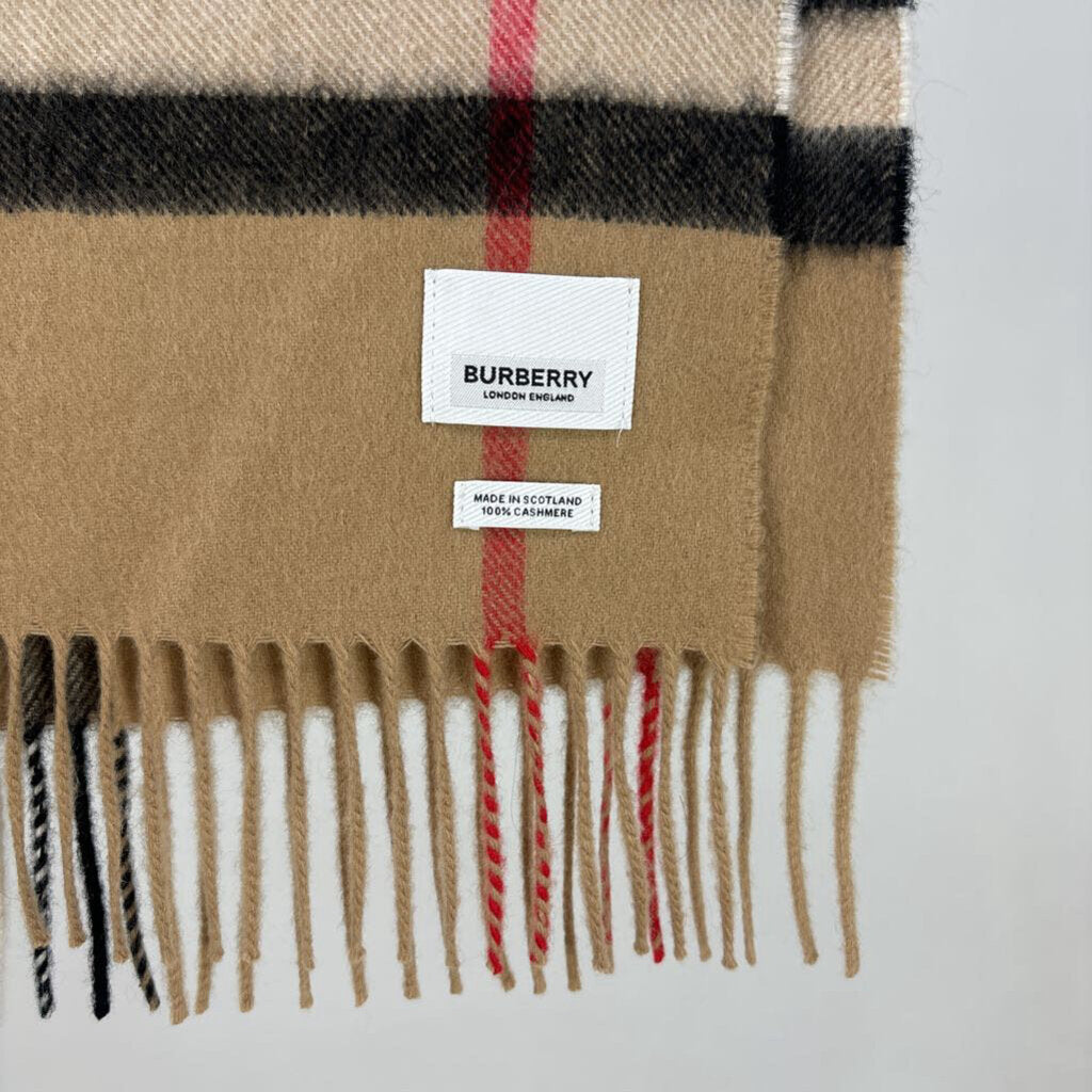 Classic Cashmere Plaid Scarf (OS)