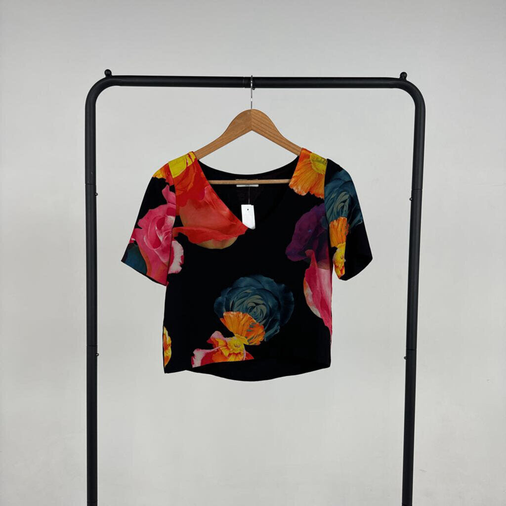 V Neck SS Floral Blouse (XXS)