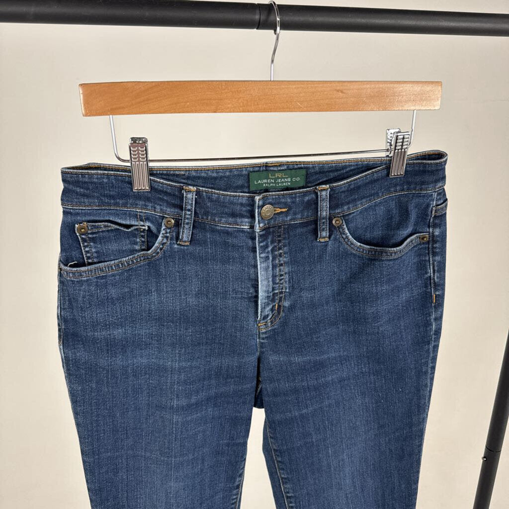 Straight Leg Jeans (8)