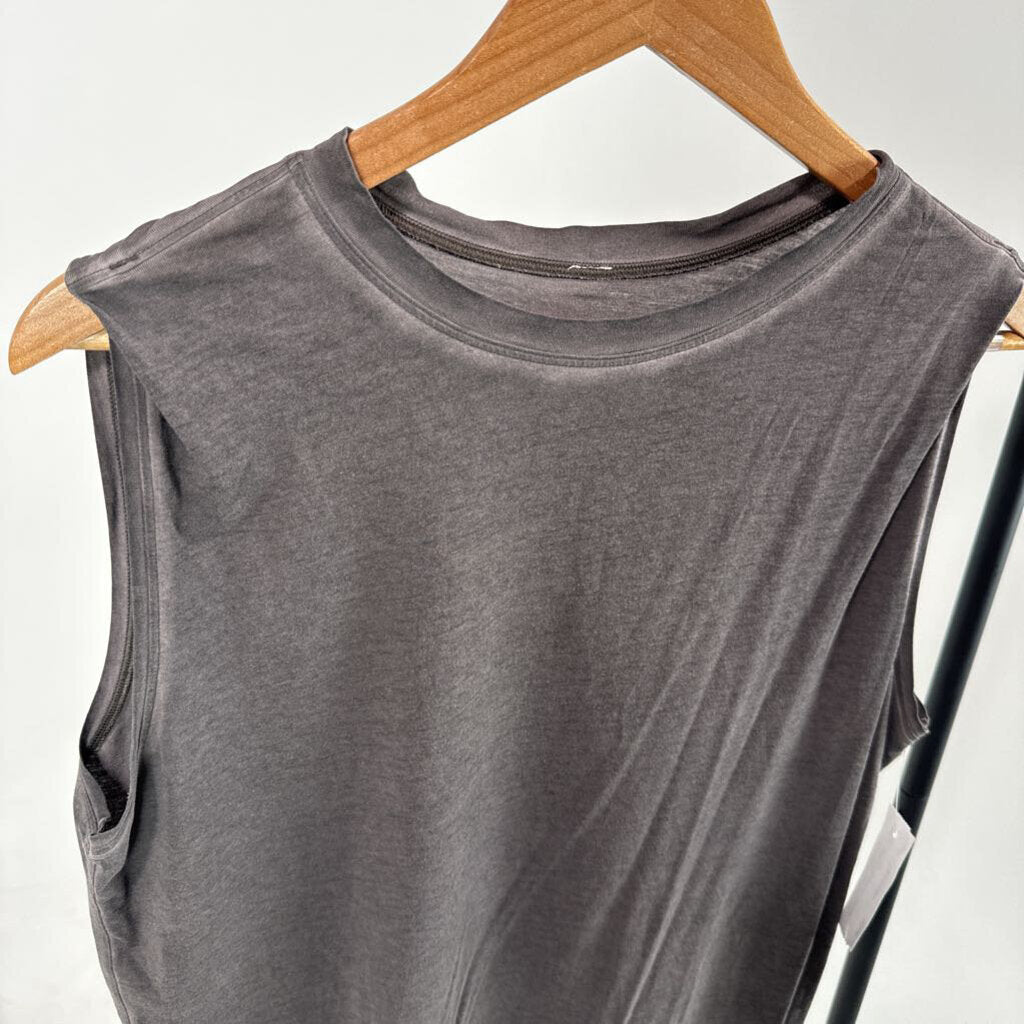 Sleeveless Tank (S/M)