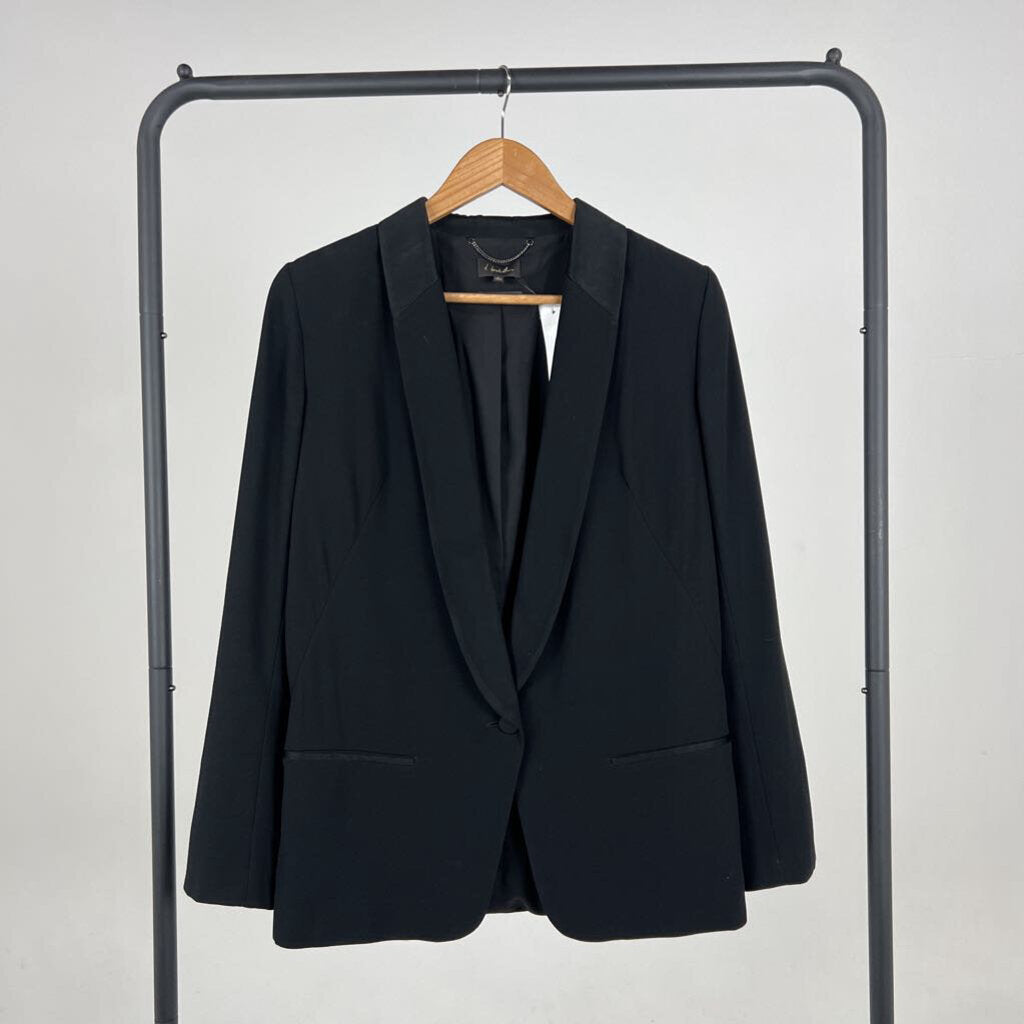 Singe Button Blazer