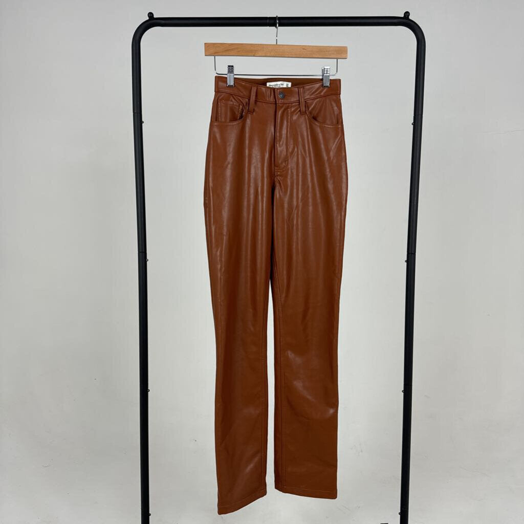 Faux Leather '90s' Straight Leg' Pants (24)