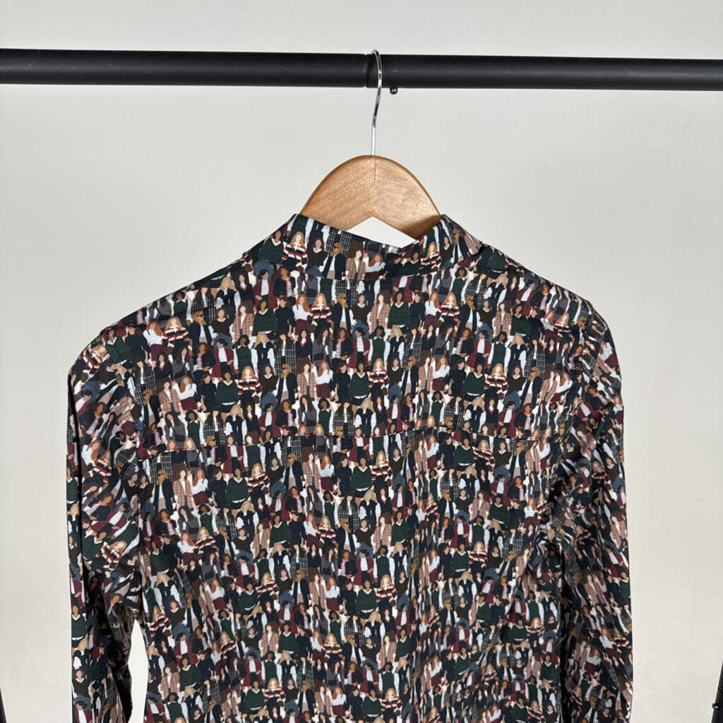 NWT People Graphic Button Up (M)